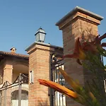 Alloggio per agriturismo Enolocanda Del Tufo *