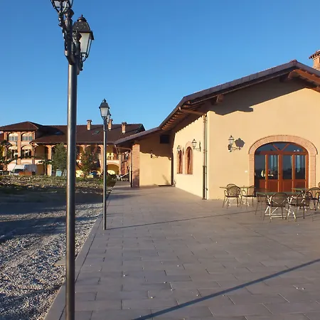 Enolocanda Del Tufo בית חווה *