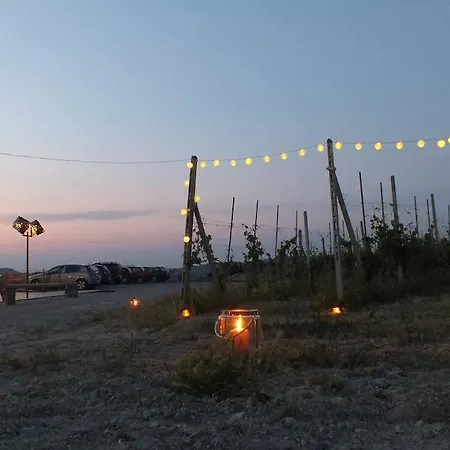 Enolocanda Del Tufo Farm stay Dogliani
