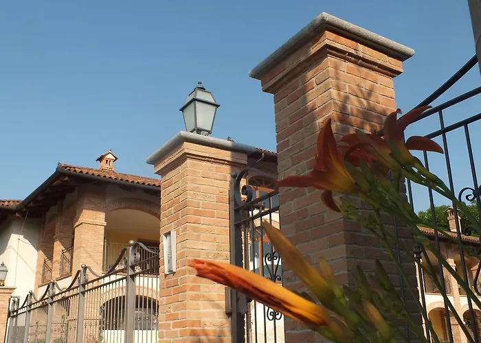 ファームステイ Enolocanda Del Tufo *